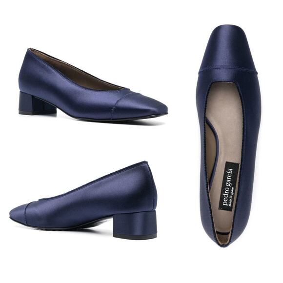Pedro Garcia Eladia NEW 40 EU Navy Silk Satin Low Block Heel Slip On Pump $550 - Picture 1 of 15